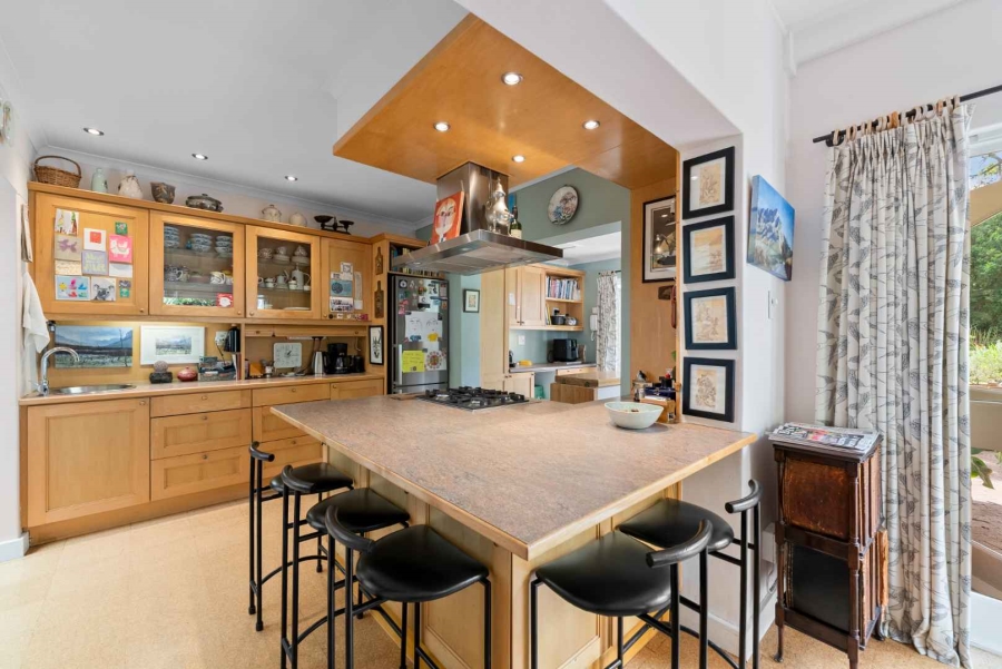 5 Bedroom Property for Sale in Camps Bay Western Cape